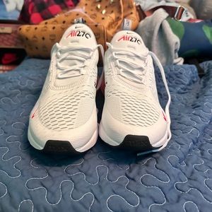 Nike Air Max 270